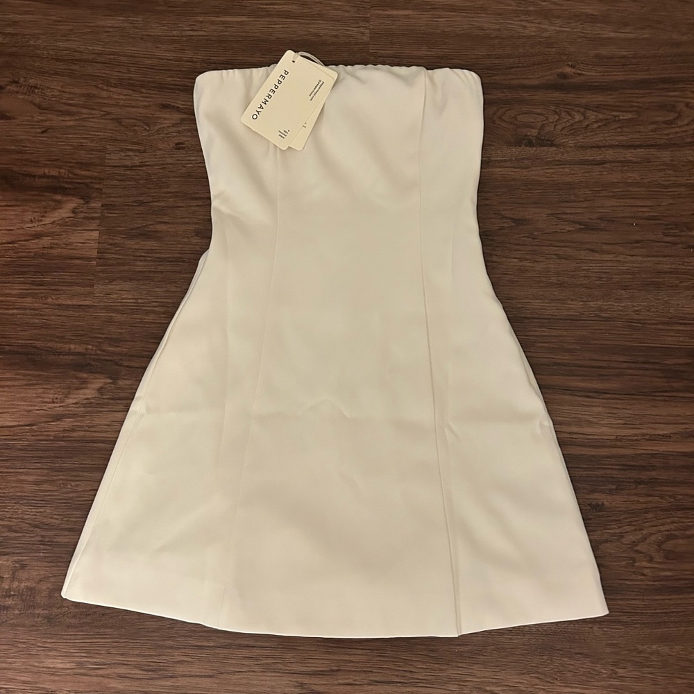 Short Ivory Peppermayo Dress